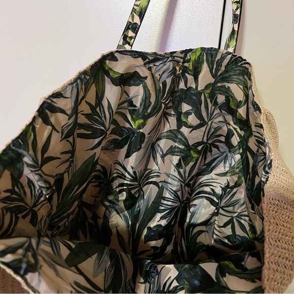 Victoria Secret beach bag - Picture 2 of 4